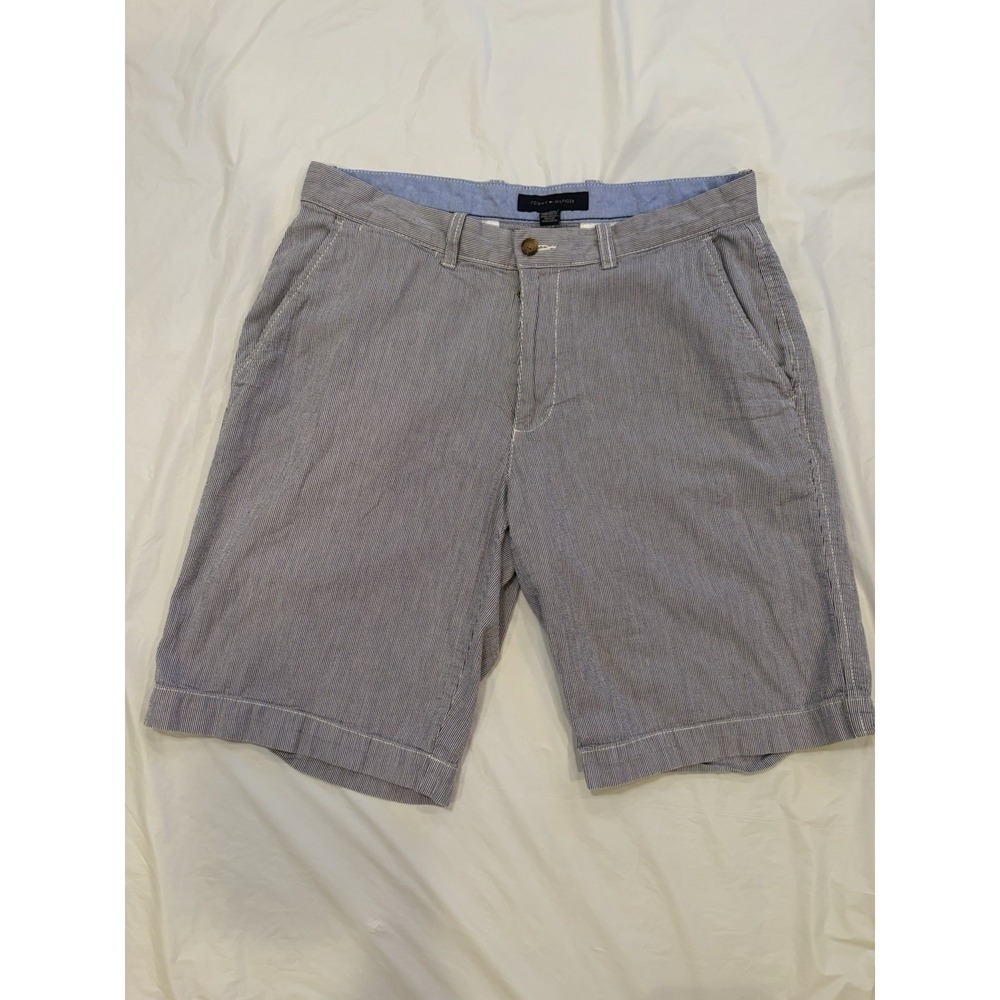 Tommy Hilfiger Shorts Men's 32x10 Blue/White Stripe Textured Flat Front Comfort